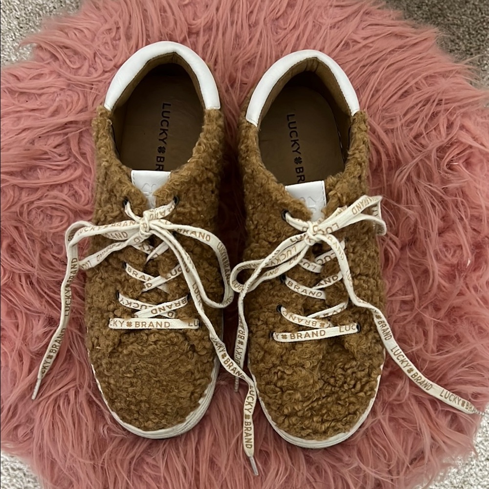 Lucky Brand Teddy Bear Brown and White Sneakers Casual Low-Top - Picture 5 of 13